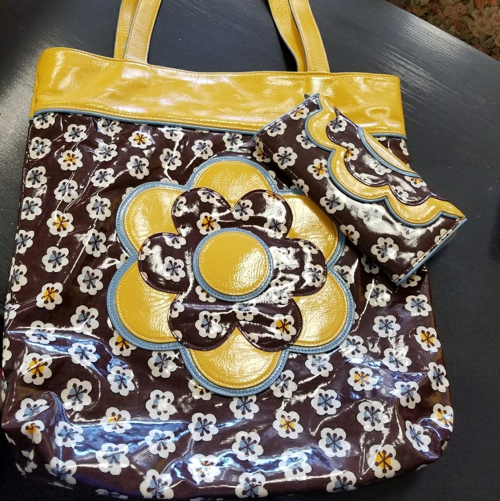 Vera Bradley PVC  beautiful brown and yellow purse